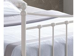 4ft6 Double Alder Ivory White Victorian Style Metal Bed Frame 2